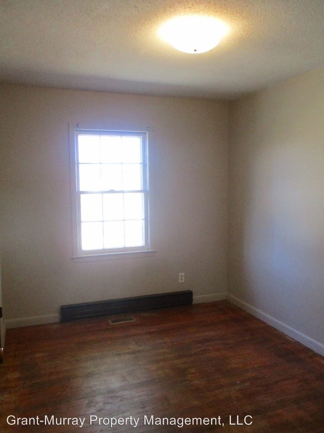 Building Photo - 3 br, 1 bath House - 4310 Ferguson Dr.
