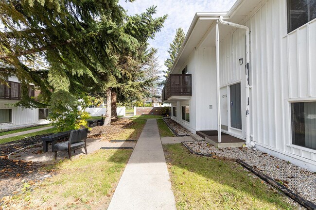 Photo du bâtiment - Triwood Gardens