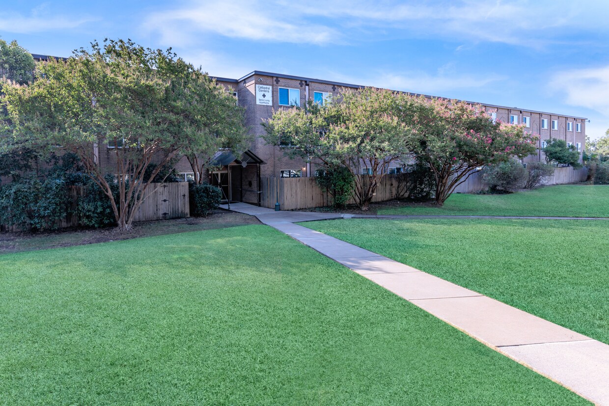 Paradise Gardens Apartments Apartments in Dallas, TX