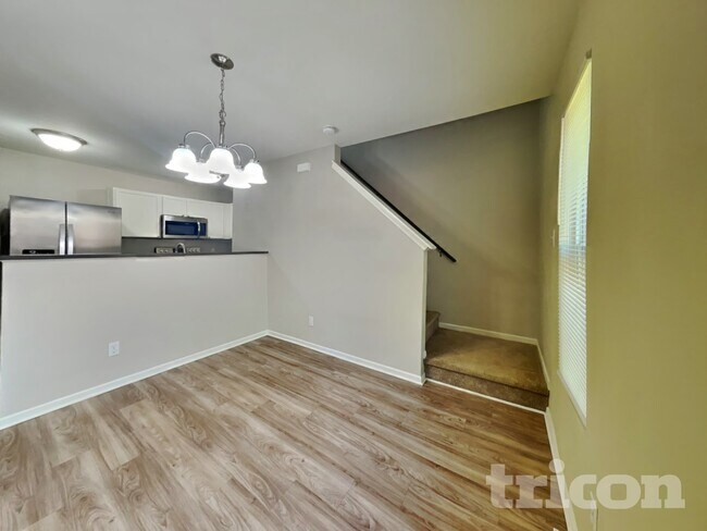 Foto del edificio - 855 Bitting Hall Cir