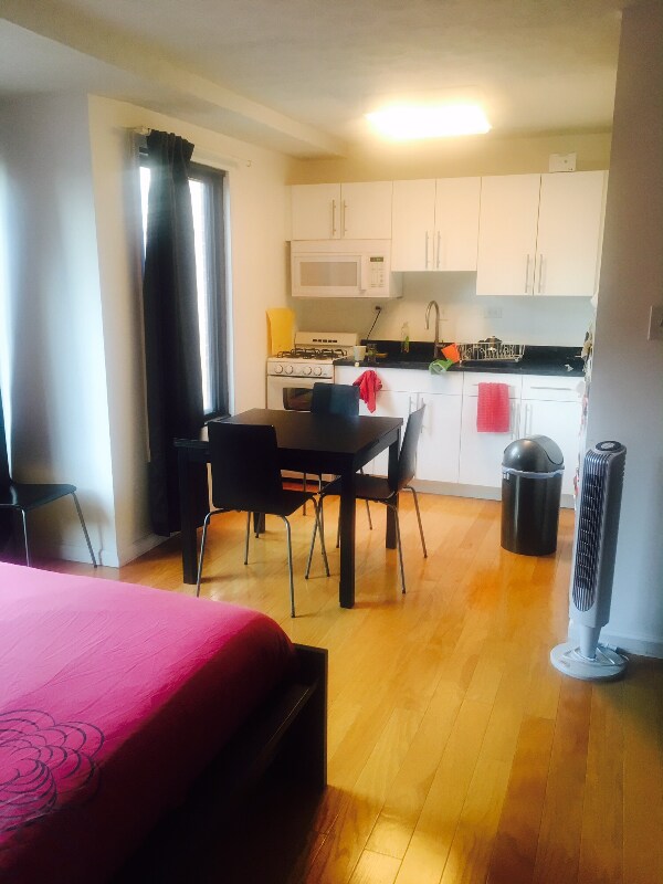 Foto del edificio - 1440 N St NW