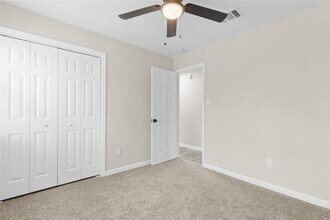Building Photo - 804 Avenue I