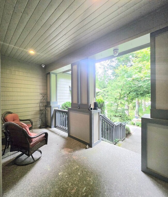 Foto del edificio - 2 Bed, 2 Bath with Den and Detached Casita For Rent in Port Ludlow!