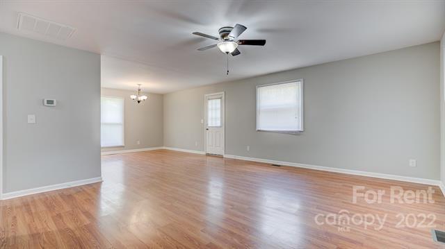 Foto del edificio - 2267 Denwood St