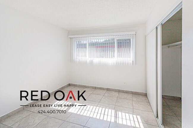 Building Photo - ~$300 OFF Each Month~ Gorgeous Two Bedroom...