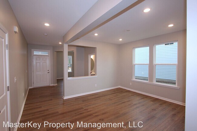 Building Photo - 4 br, 2.5 bath House - 136 Harpers Landing Rd