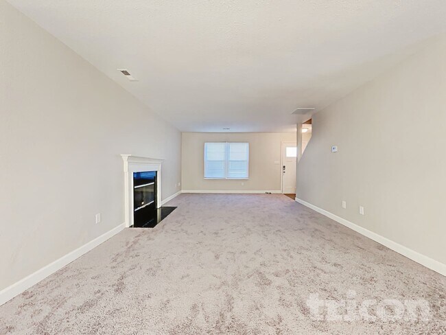 Building Photo - 11157 Fall Dr