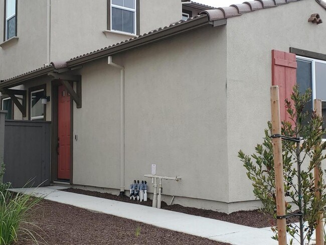 Foto del edificio - 5948 Rosalee St