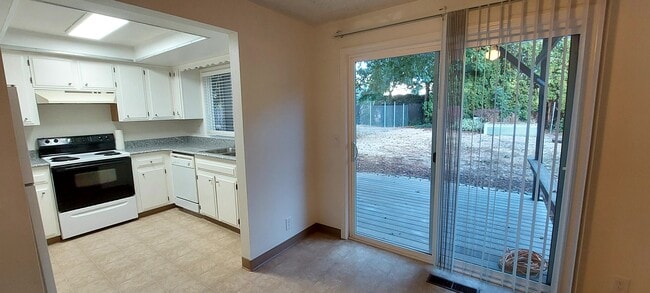 Foto del edificio - 5288 Baxter Ct SE