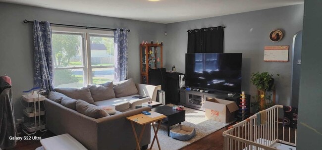 Foto del edificio - 907 2nd St SE