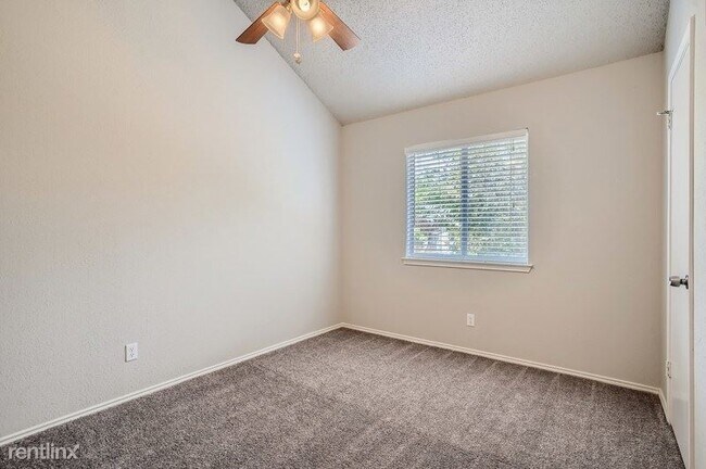 Building Photo - 3 br, 2 bath House - 5616 Shady Springs Trail