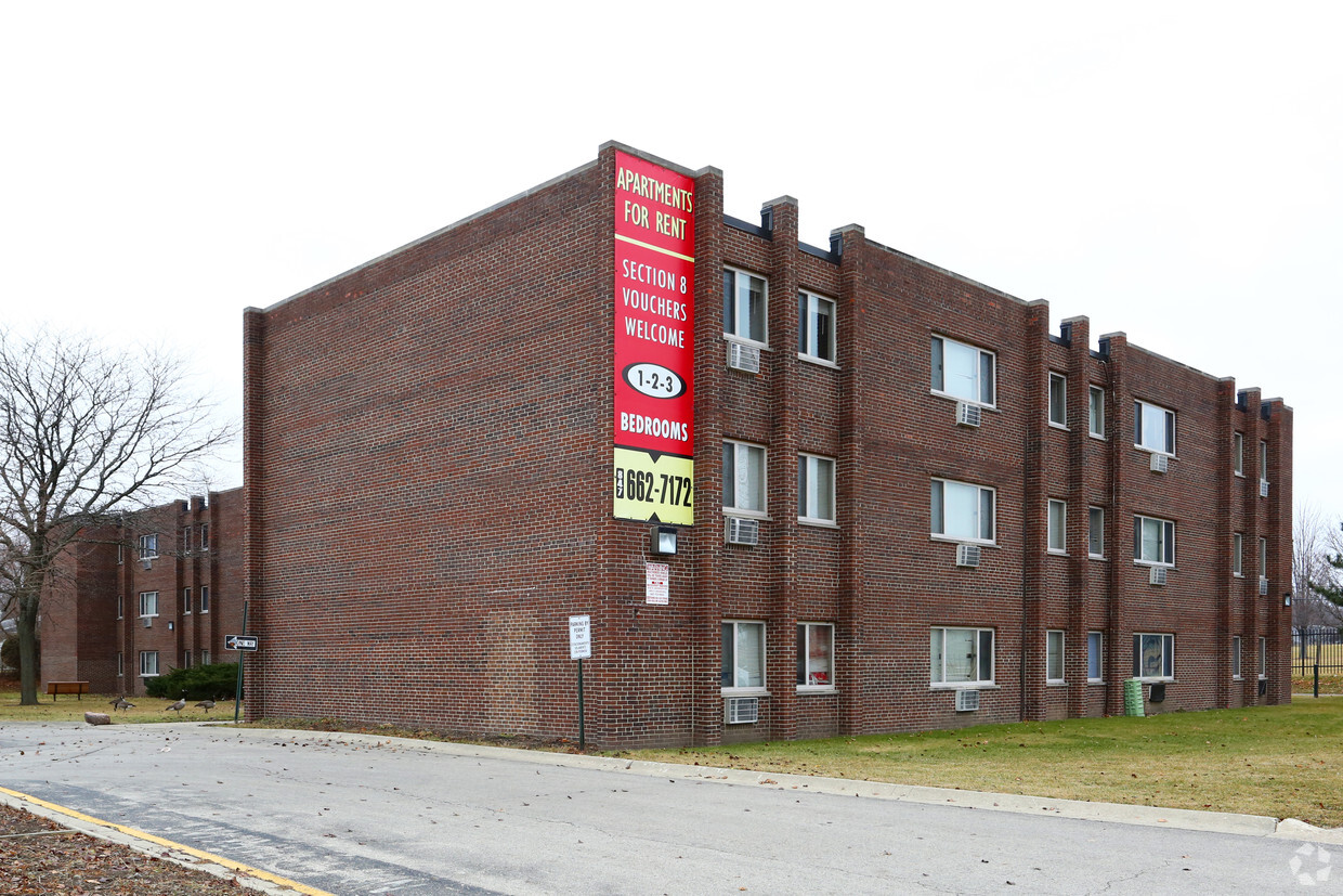 Building Photo - Niles Terrace Apartments