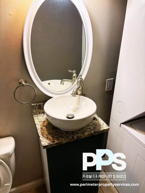 Photo - 235 Lampkin St NE House