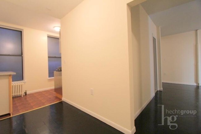 Foto del edificio - 206 E 85th St