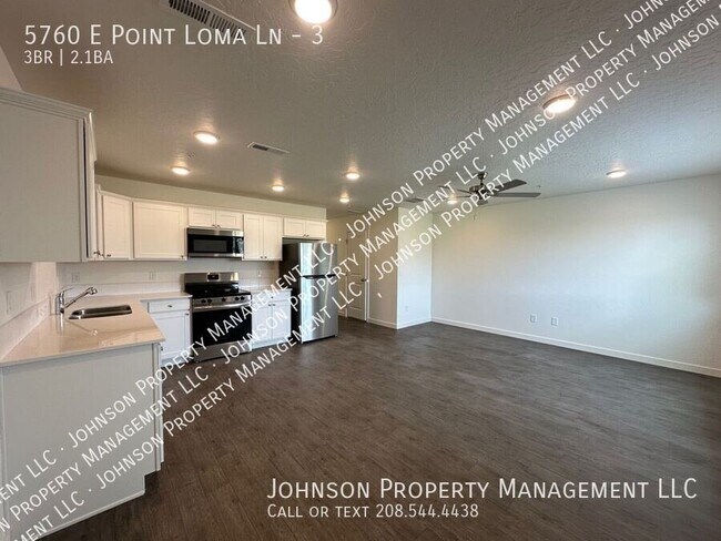 Foto del edificio - 5760 E Point Loma Ln