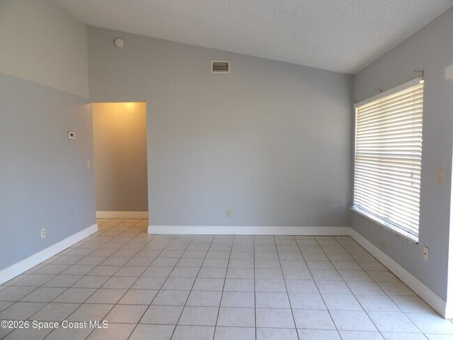 Foto del edificio - 1006 Locust Ave NW