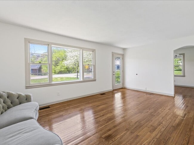 Photo - 4120 Foley Drive House