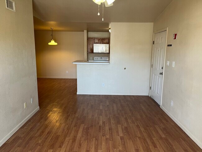 Foto del edificio - 2856 17th Ave