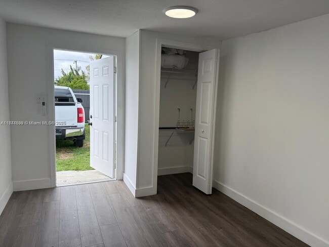 Foto del edificio - 20601 SW 116th Rd