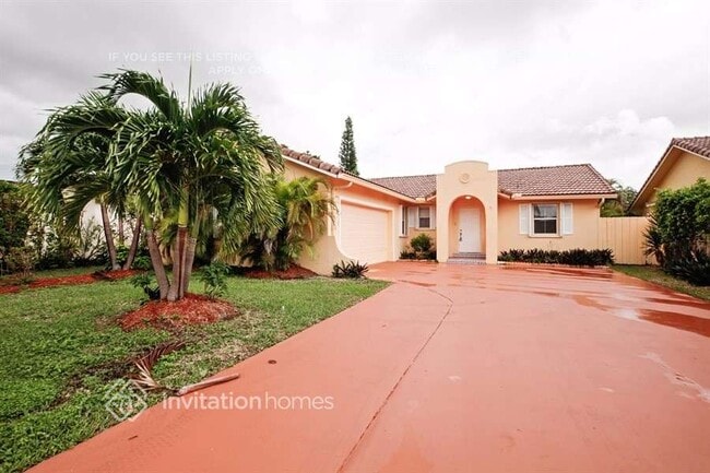 Building Photo - 14725 SW 172nd St