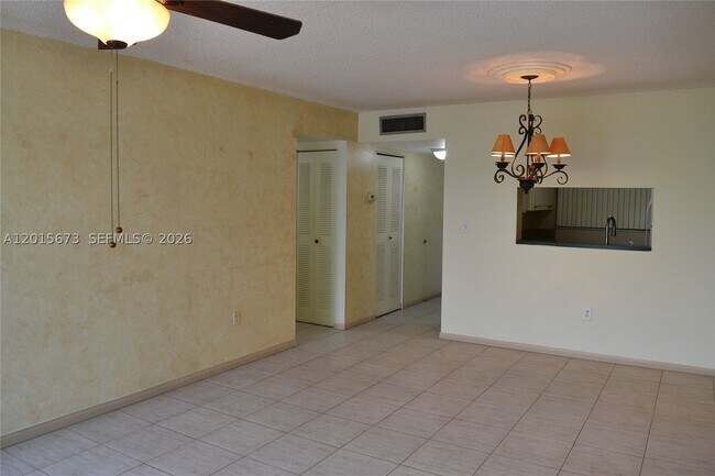 Building Photo - 10855 SW 112th St