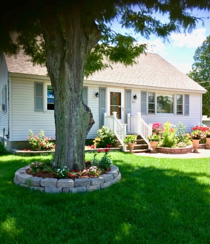 Foto principal - 257 Gray St