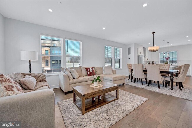 Foto del edificio - 1249 Northside Park Blvd