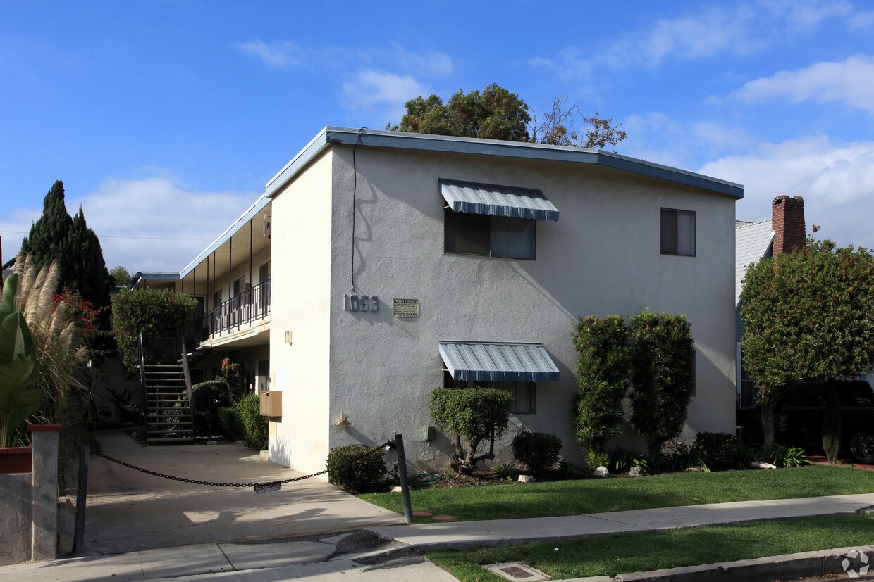 Foto principal - 1063 Roswell Ave