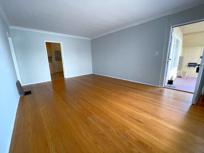 Foto del edificio - 3910 Prospect Ave