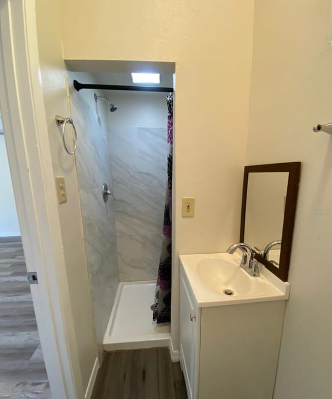 Foto del edificio - 2394 Orange Center Blvd