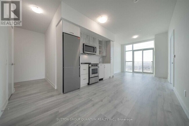 Building Photo - 251-PH2251 Manitoba St