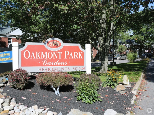 Building Photo - Oakmont Park Apartments