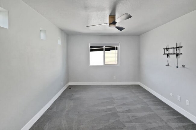 Foto del edificio - 6323 Blushing Willow St