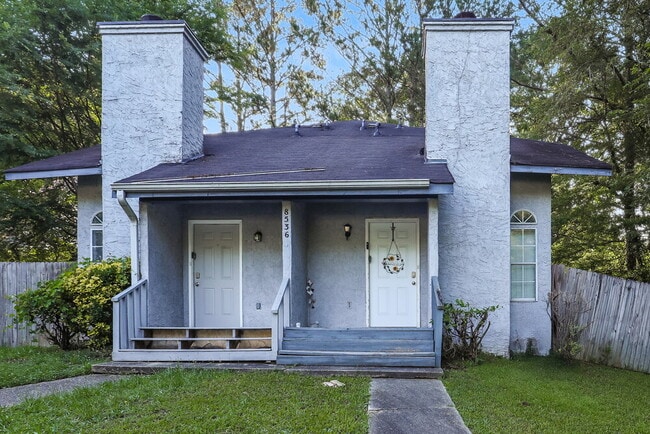 Building Photo - 8536 Pineland Dr