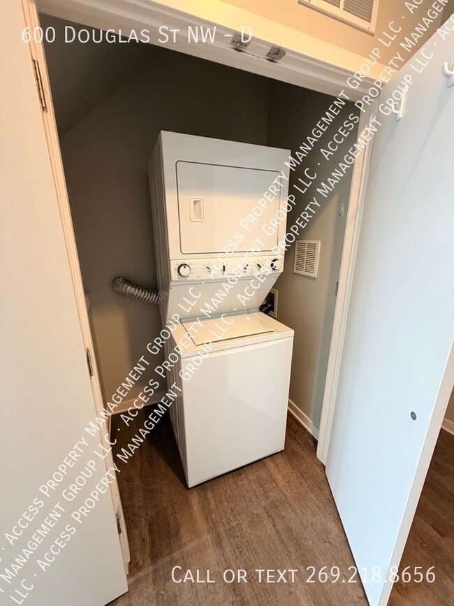 Foto del edificio - 600 Douglas St NW