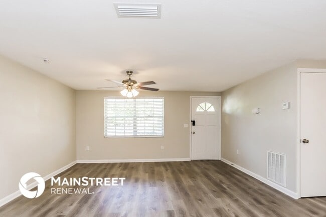 Foto del edificio - 2922 Java Plum Ave