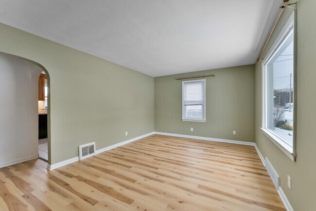 Foto del edificio - 55 Grimm Heights Ave