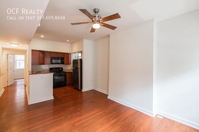 Foto del edificio - 1431 Lombard-Beautiful Apt-Private Yard-Fi...