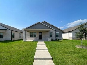 Building Photo - 4067 Dayton Dr