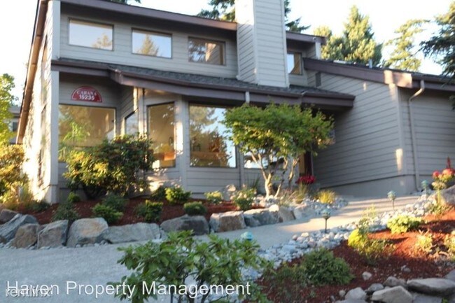 Building Photo - 2 br, 2 bath Townhome - 15100 SUNWOOD BLVD