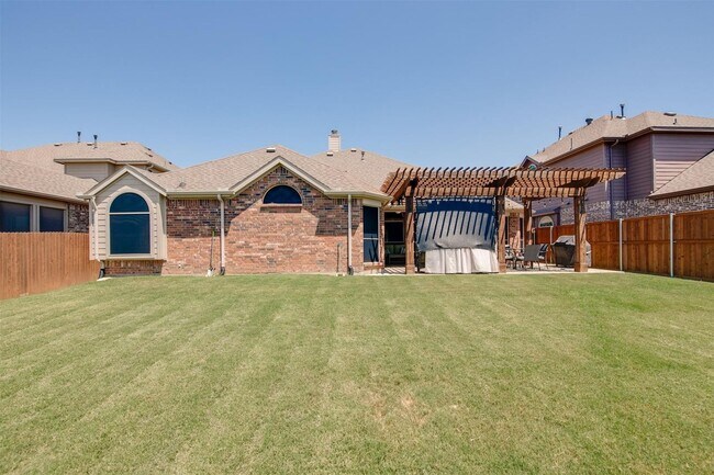 Building Photo - Spectacular Home! Come see Me!! I can be y...