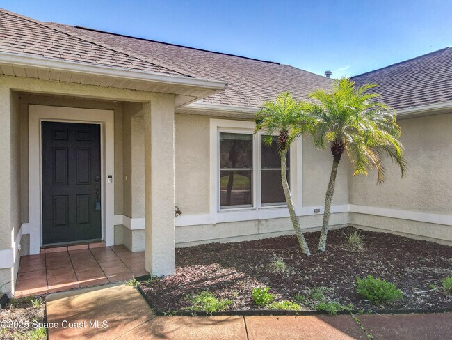 Foto del edificio - 1342 Richwood Cir