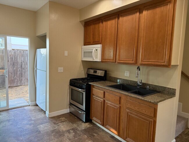 Foto del edificio - 5448 Mary Lane Dr