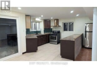 Building Photo - 105 Bayridge Dr