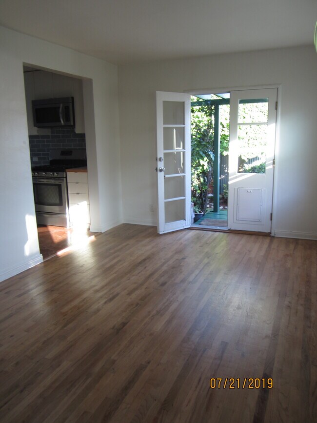 LIVINGROOM - 12445 Walsh Ave