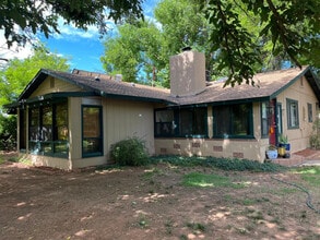 Building Photo - 67 E Goddard Ln
