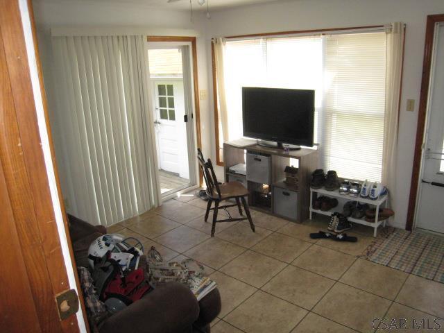 Building Photo - 108 Donald Ln