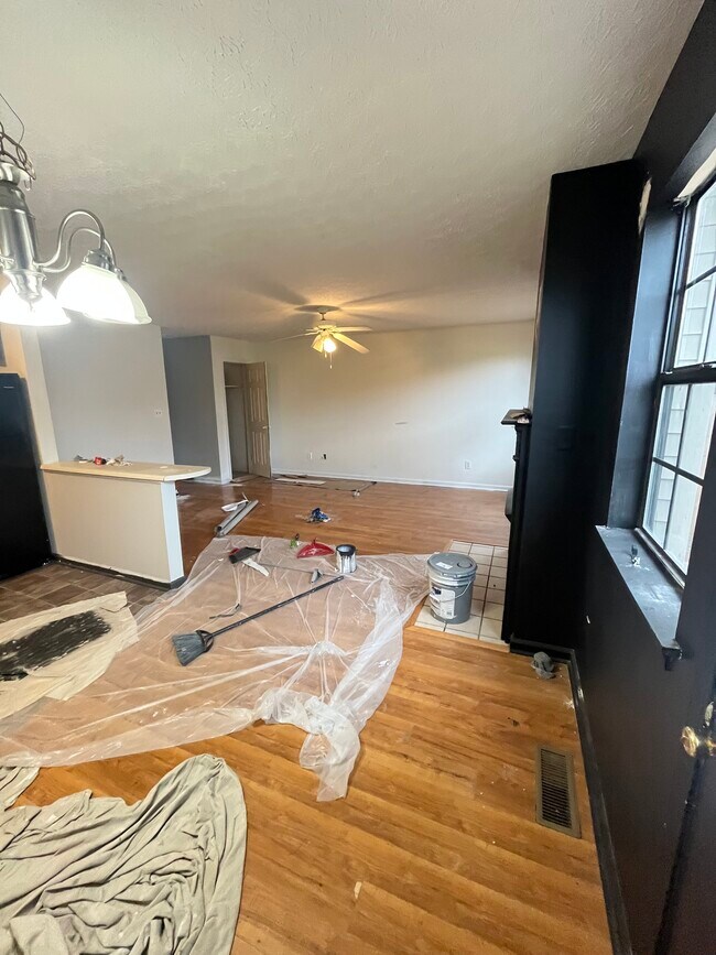 Foto del edificio - 1742 Cave Mill Rd