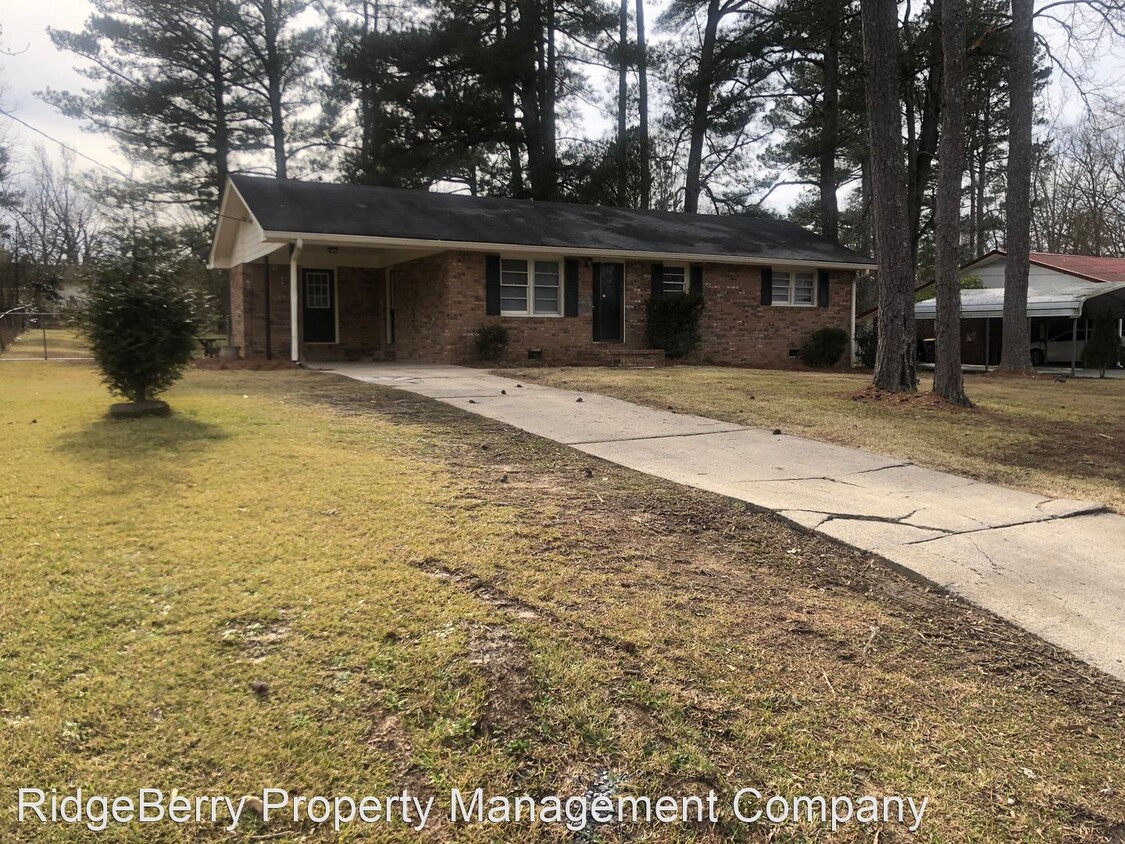 3 br, 1.5 bath House - 139 Benton Dr - House Rental in Rome, GA ...