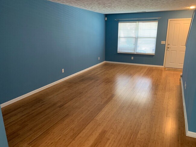 Foto del edificio - 3115 Harpeth Springs Dr